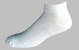 D185W-Men’s white ankle sport socks